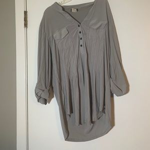Gray top